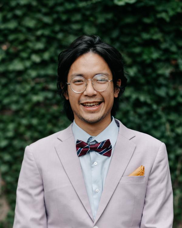 quan tran headshots 1