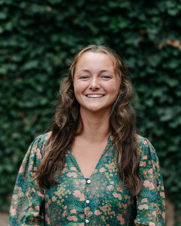 allie horaist headshots 1